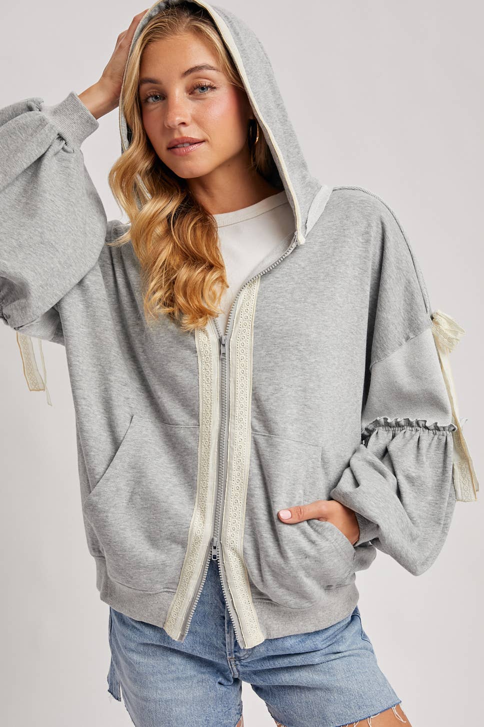 BETH HOODIE
