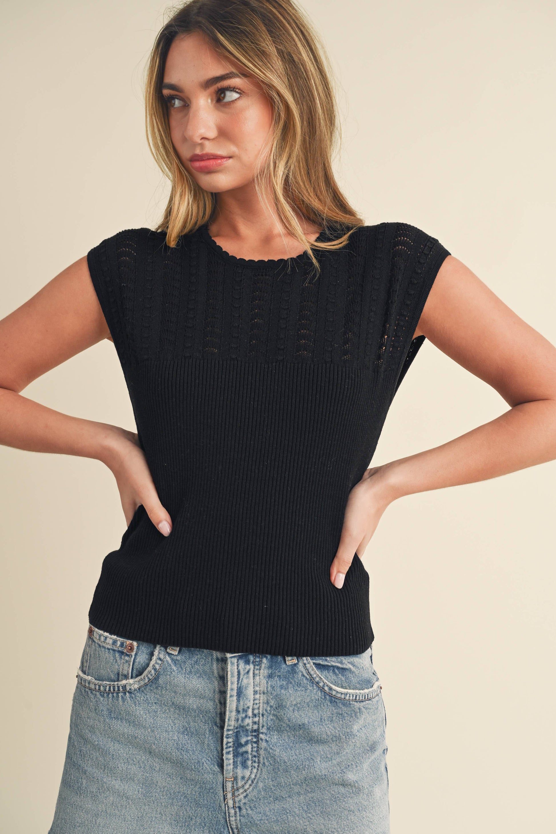 Taria High Neck Tank
