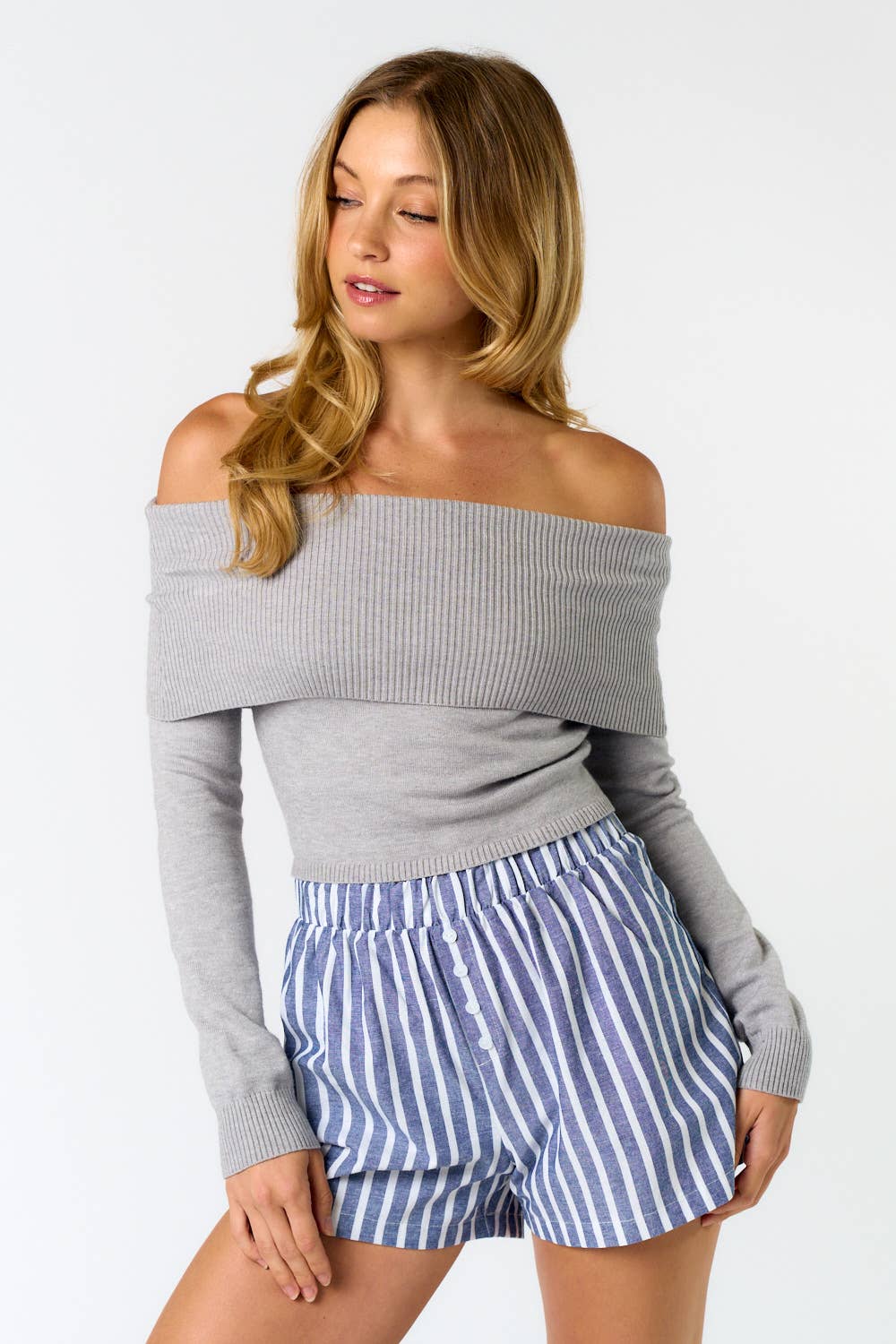 IBT31219 OFF SHOULDER SWEATER CROP TOP