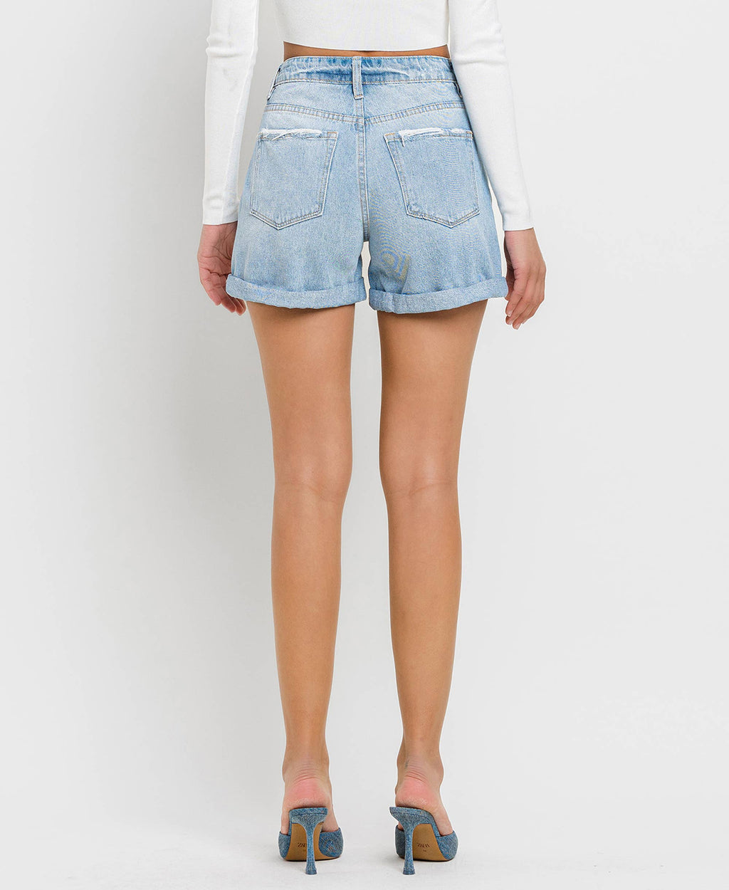 MID RISE DOUBLE CUFFED BOYFRIEND SHORTS T5197