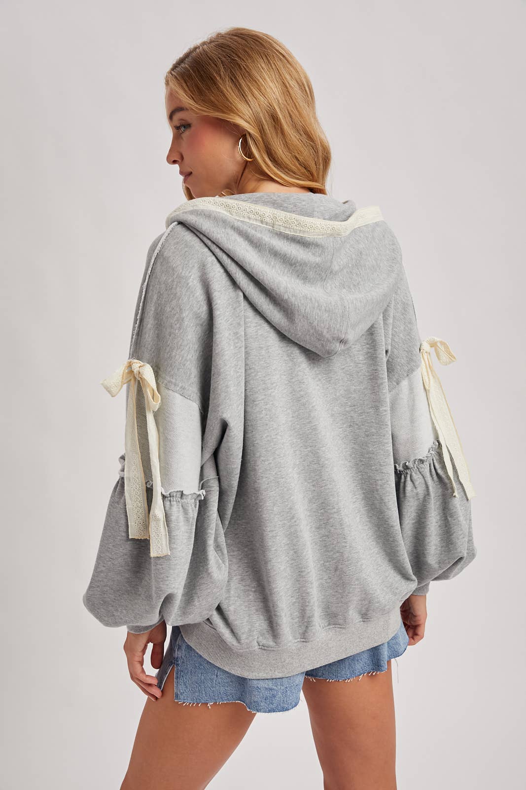 BETH HOODIE