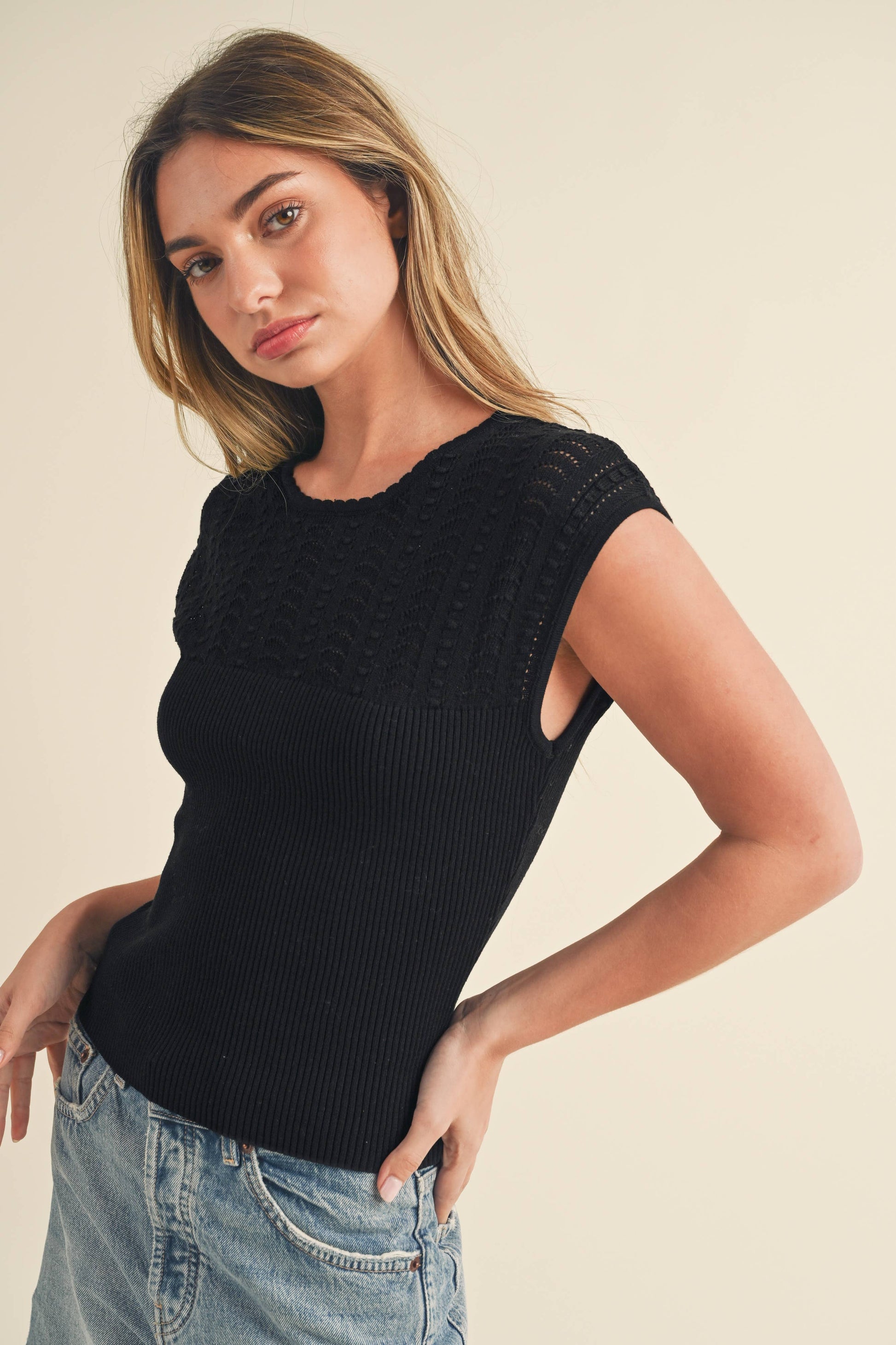 Taria High Neck Tank